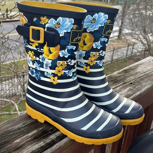 Joules Shoes Joules Floral Botanical Striped Welly Rainboots Womens Size 6 Big Kids Size 4 Poshmark